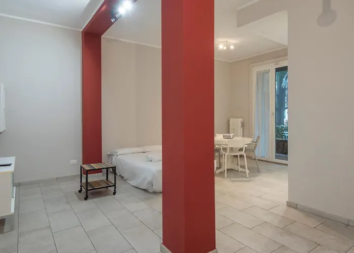 I Host - Cucchi 7 Apartament *